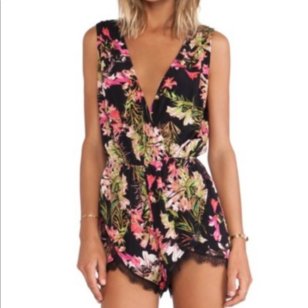 LOVERS + FRIENDS Tropical Bloom Can’t let go romper, lace detail, Sz L